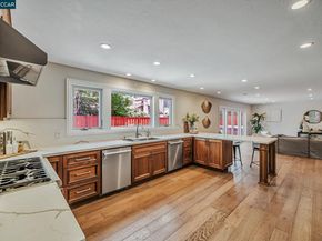 732 Graham Ct, Danville CA 94526