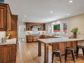 732 Graham Ct, Danville CA 94526