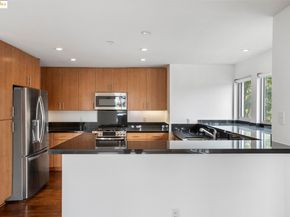 438 W Grand Ave 401, Oakland CA 94612