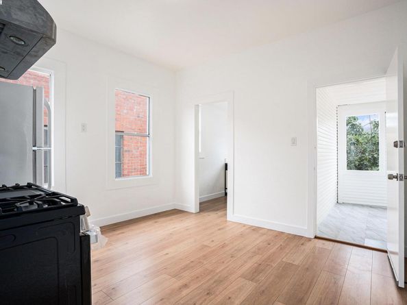 1230 39Th Ave, Oakland CA 94601