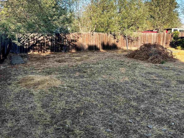 65 Burbank Ave, San Martin CA 95046