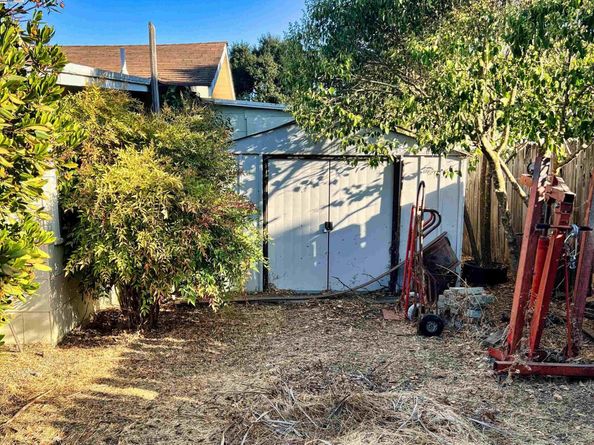 65 Burbank Ave, San Martin CA 95046