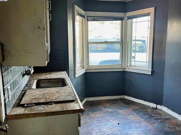 65 Burbank Ave, San Martin CA 95046