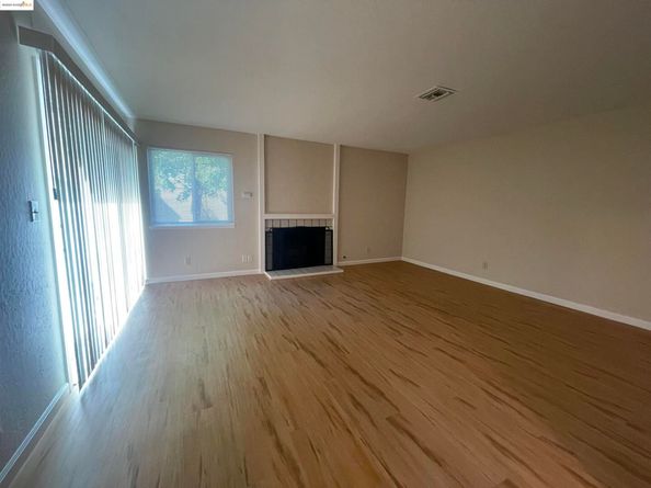 3901 Clayton Rd 57, Concord CA 94521
