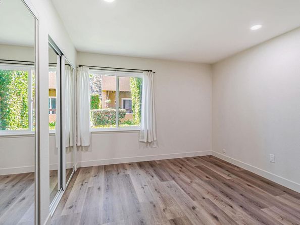 291 Tradewinds Dr 7, San Jose CA 95123