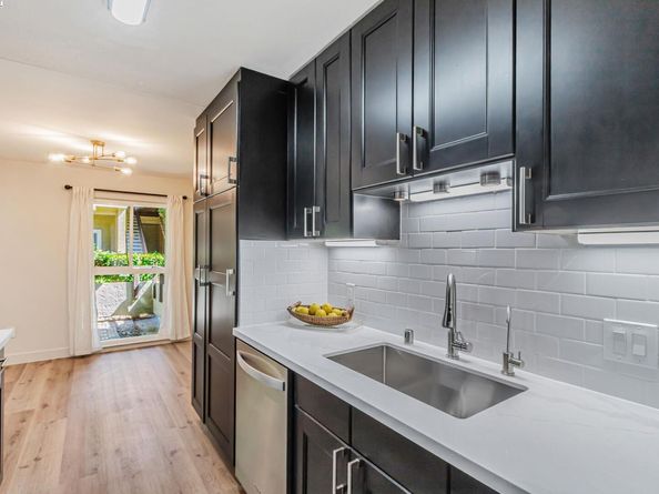 291 Tradewinds Dr 7, San Jose CA 95123