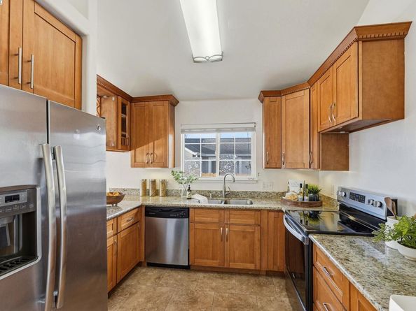 254 Medford Ave, Hayward CA 94541