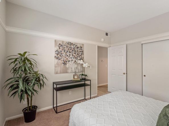 8165 Mountain View Dr C, Pleasanton CA 94588