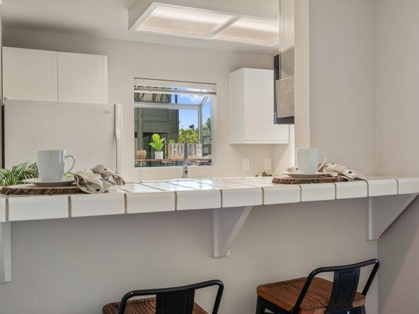 8165 Mountain View Dr C, Pleasanton CA 94588