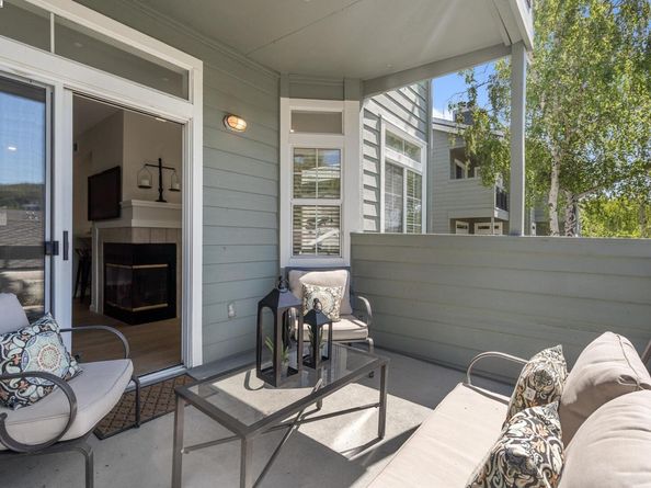 8165 Mountain View Dr C, Pleasanton CA 94588