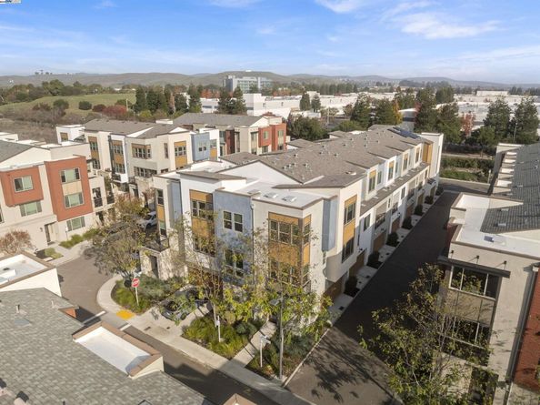 5971 Cannon Rd, Dublin CA 94568