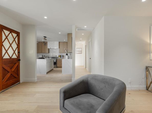 1980 Dayton Ave, San Leandro CA 94579