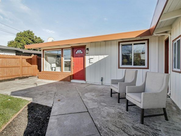 27480 Calaroga Ave, Hayward CA 94545