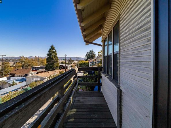 206 Cottage Ave, Richmond CA 94803