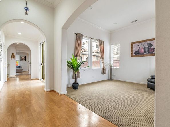 2815 Dune Cir, Hayward CA 94545