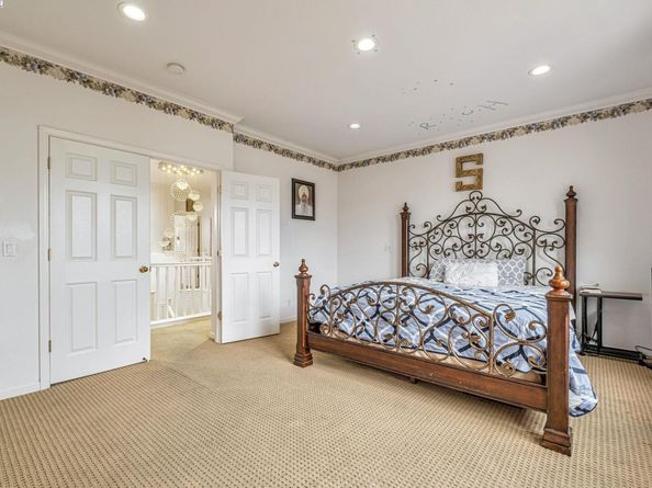 2815 Dune Cir, Hayward CA 94545