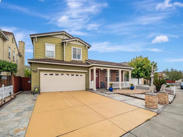 2815 Dune Cir, Hayward CA 94545