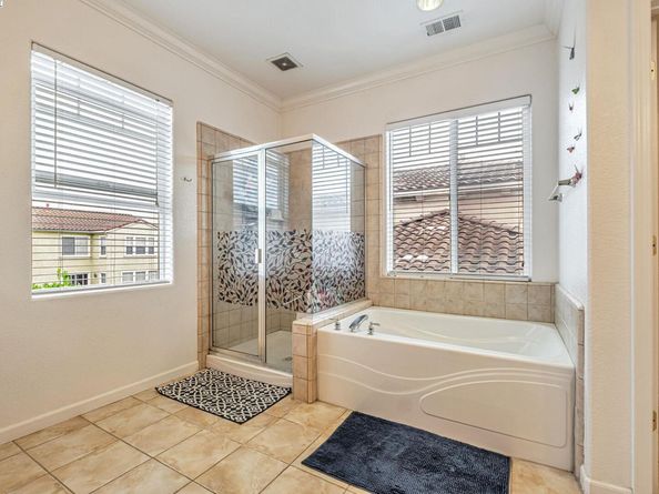 2815 Dune Cir, Hayward CA 94545