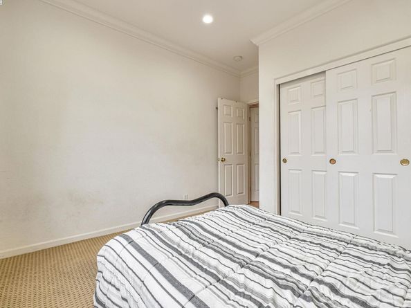 2815 Dune Cir, Hayward CA 94545