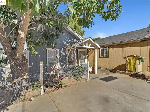 1507 48Th Ave, Oakland CA 94601