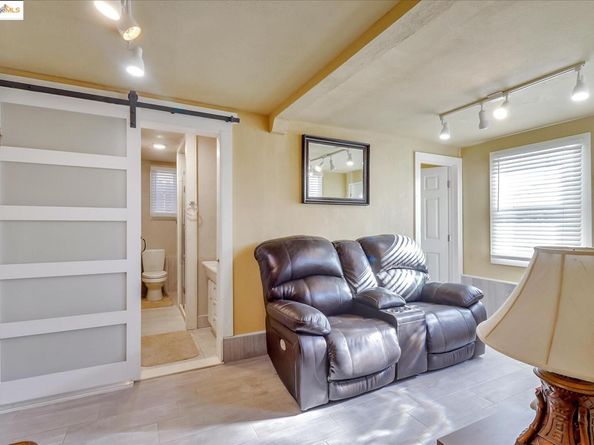 1507 48Th Ave, Oakland CA 94601