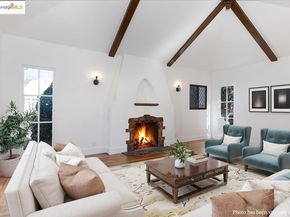 7601 Holly Street, Oakland CA 94621