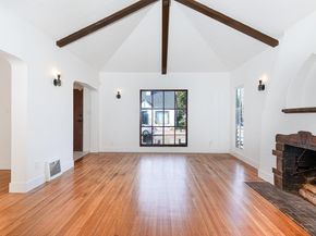 7601 Holly Street, Oakland CA 94621