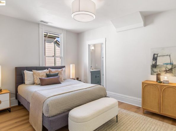 1023 54th St, Oakland CA 94608