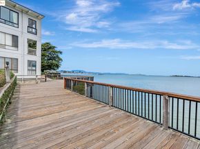 4 Admiral Drive 226, Emeryville CA 94608