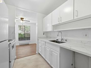 4 Admiral Drive 226, Emeryville CA 94608