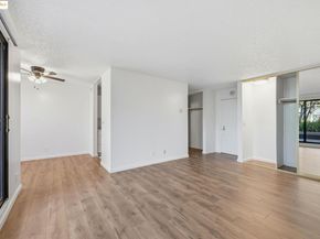 4 Admiral Drive 226, Emeryville CA 94608