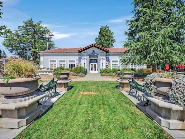 2207 Segundo Ct 2, Pleasanton CA 94588