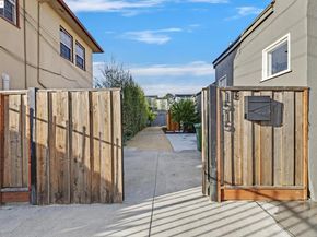 1515B Derby Street, Berkeley CA 94703