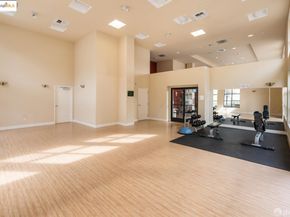 2210 Gellert Blvd 5305, South San Francisco CA 94080