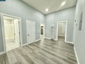 Undisclosed Address #41116509, San Leandro CA 94577