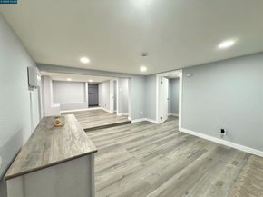 Undisclosed Address #41116509, San Leandro CA 94577