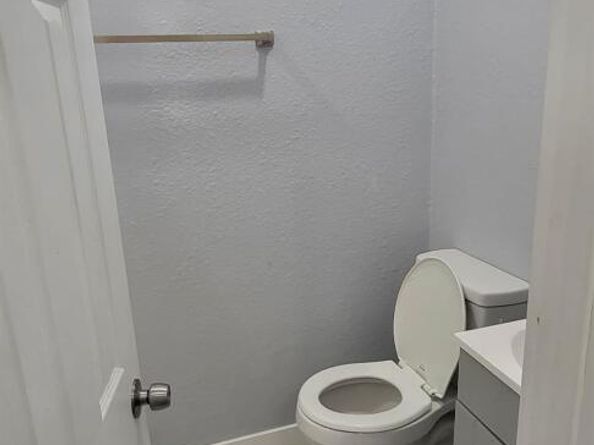 Undisclosed Address #41116509, San Leandro CA 94577