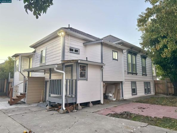 Undisclosed Address #41116509, San Leandro CA 94577