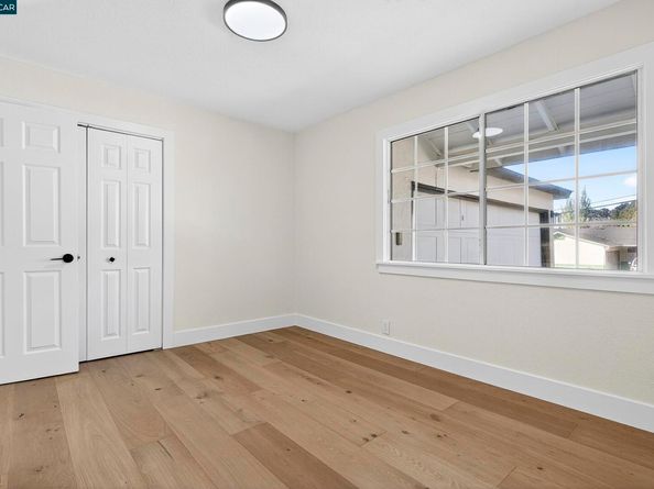 2412 Alamo St, Pinole CA 94564