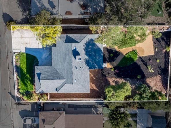 2412 Alamo St, Pinole CA 94564