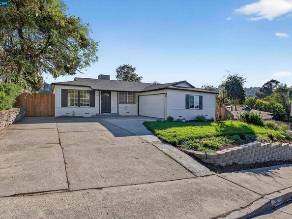 2412 Alamo St, Pinole CA 94564