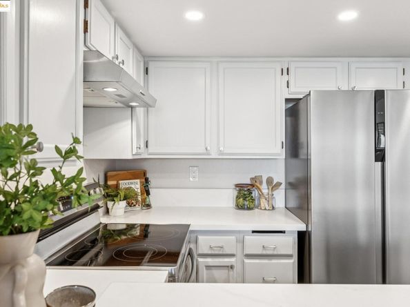 545 Pierce St 1206, Albany CA 94706