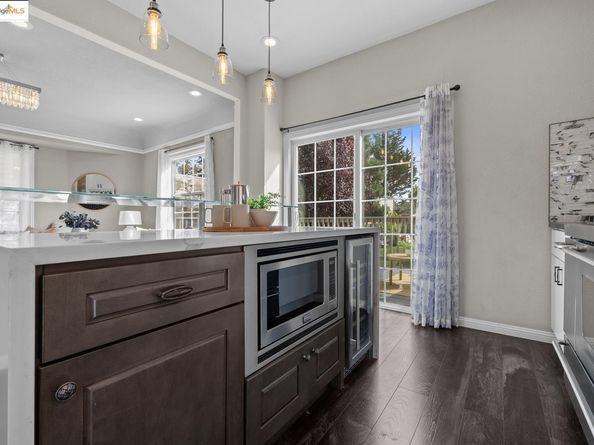 891 61st ST, Oakland CA 94608