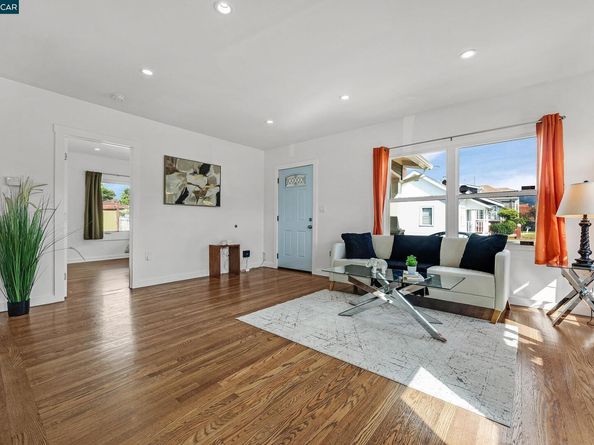 6121 Holway St, Oakland CA 94621