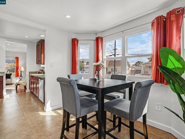 6121 Holway St, Oakland CA 94621