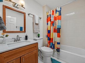 6121 Holway St, Oakland CA 94621