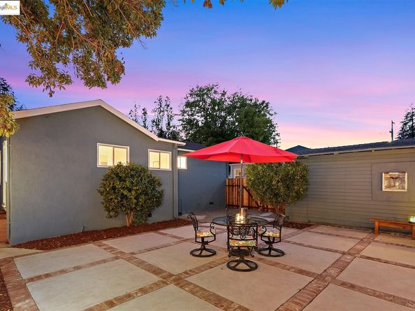 6510 Hillmont Dr, Oakland CA 94605