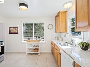 6510 Hillmont Dr, Oakland CA 94605