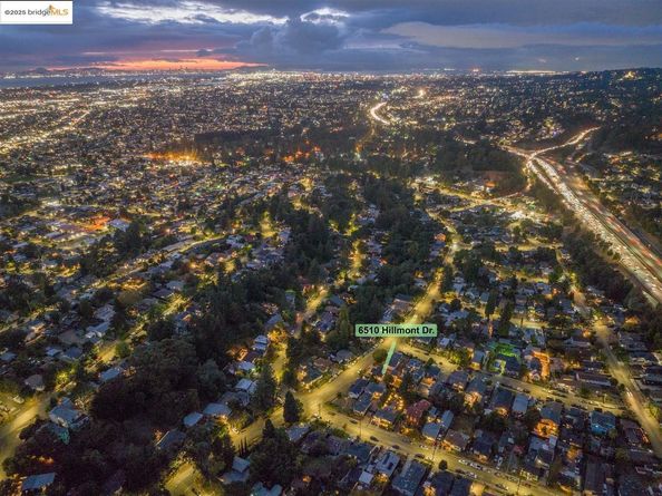 6510 Hillmont Dr, Oakland CA 94605