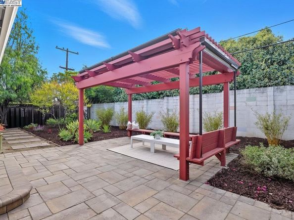 974 Pocatello Ave, Sunnyvale CA 94087